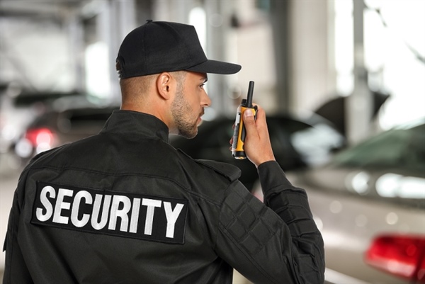 How Unarmed Security Guards Maintain Safety & Order